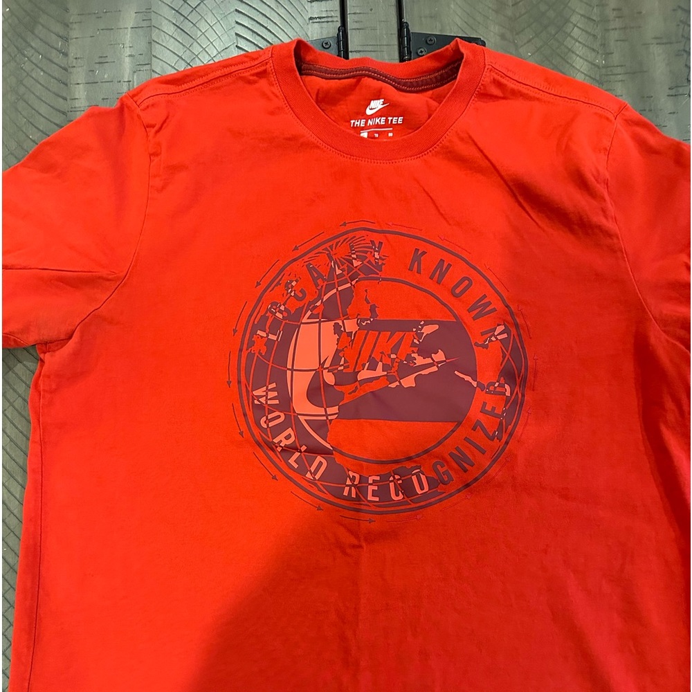 Men’s T-shirt